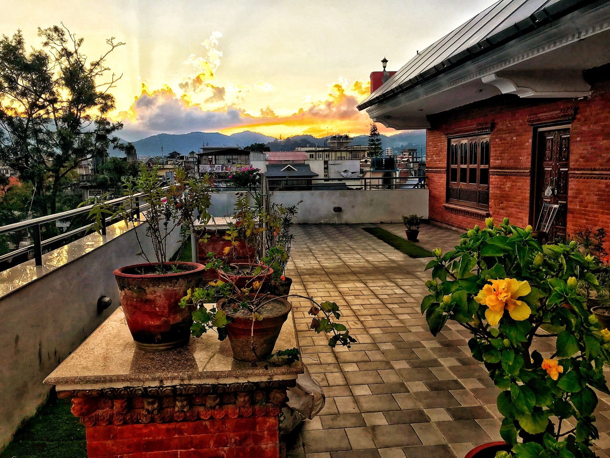 DOM Himalaya Hotel Katmandu Dış mekan fotoğraf